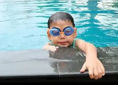 L-aquaphobie-ou-comment-aimer-l-eau Plouf
