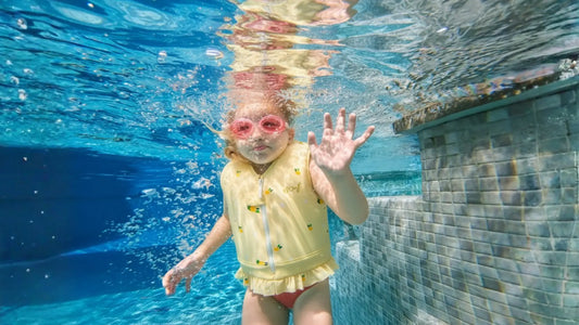 Noyade sèche : symptômes, risques et prévention chez l’enfant Plouf FR