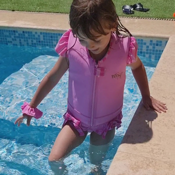 Ploufthe swimsuit that makes kids float: Zoe model